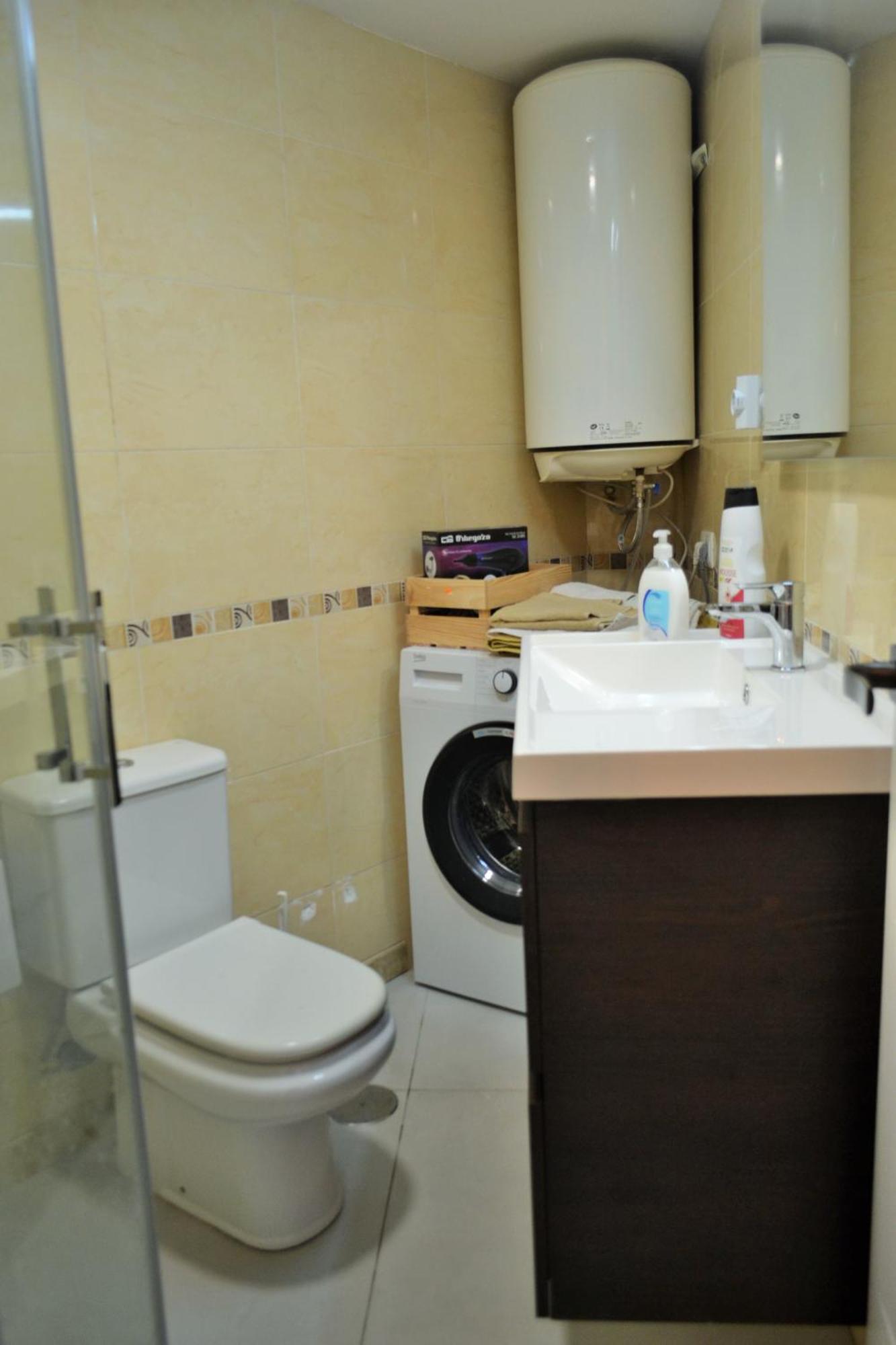 Apartamentos Garage Centro Малага Екстериор снимка