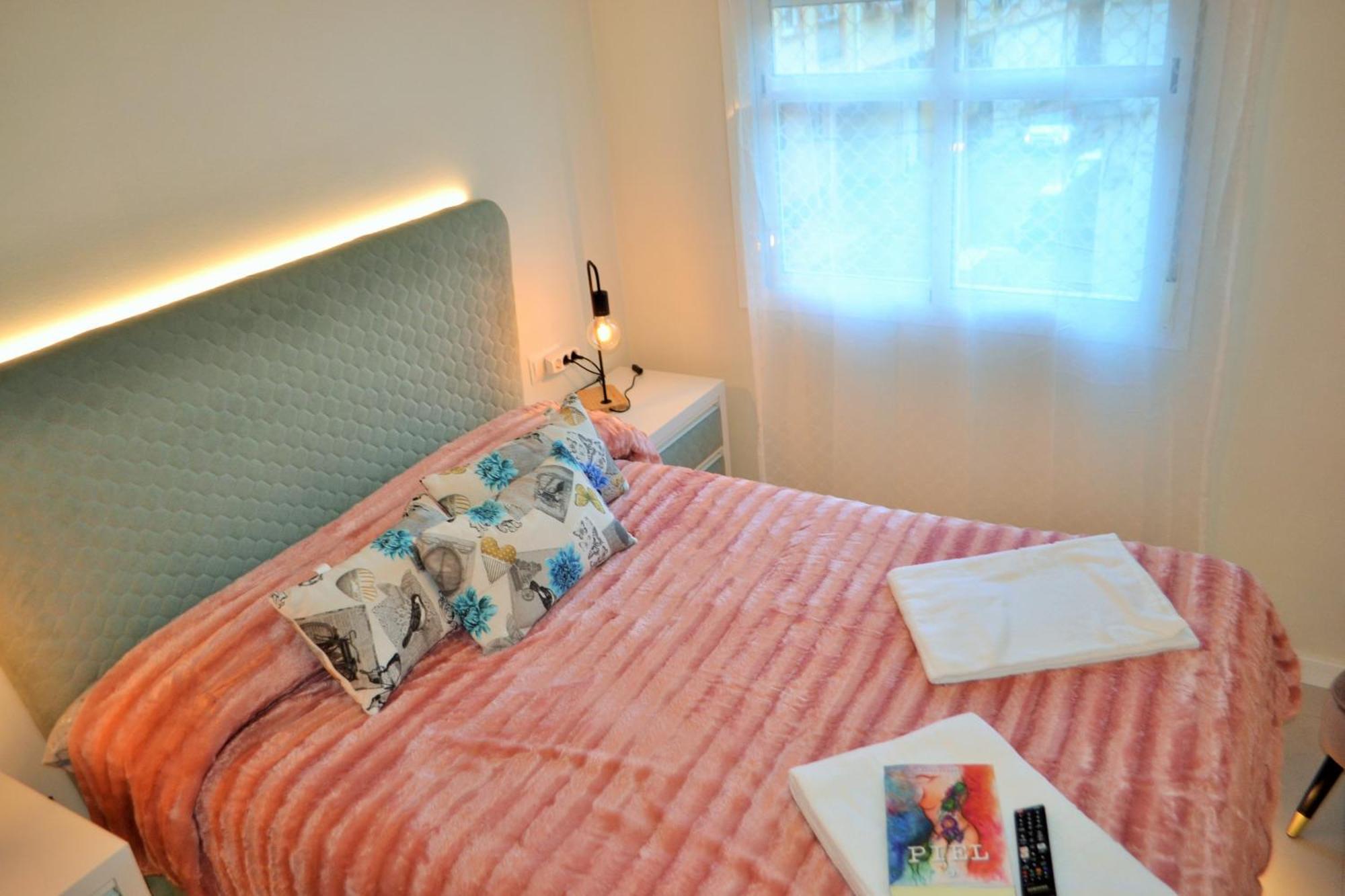 Apartamentos Garage Centro Малага Екстериор снимка