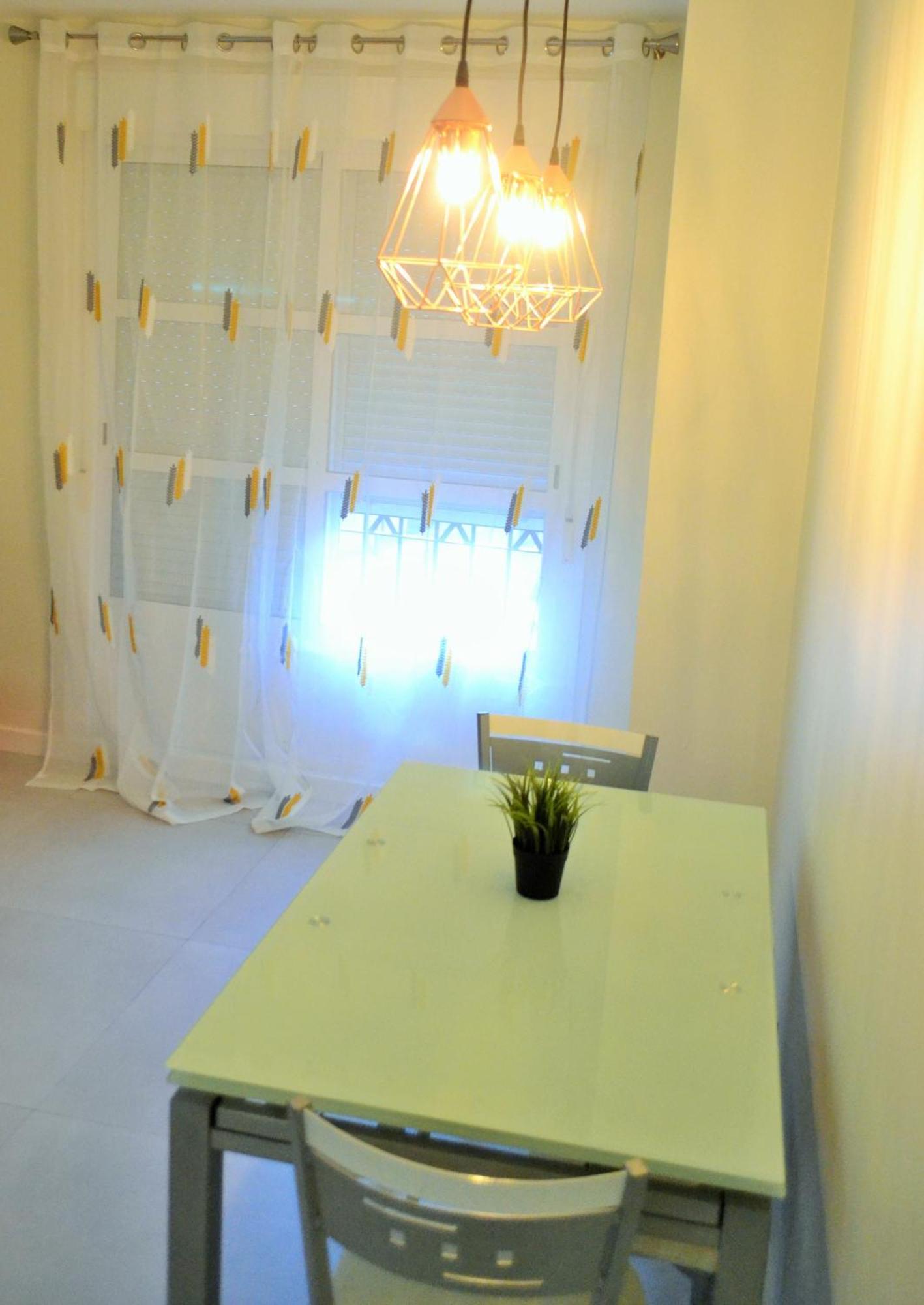 Apartamentos Garage Centro Малага Екстериор снимка